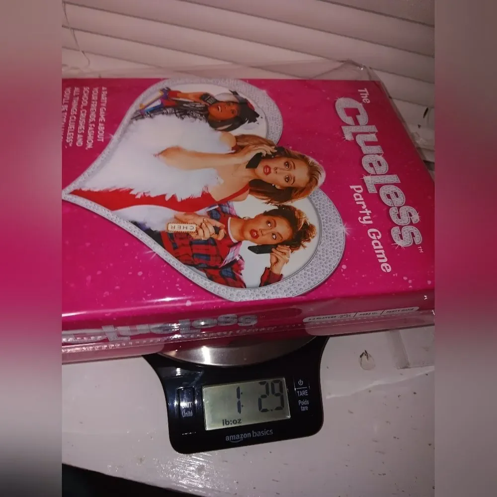 Wilder Toys Clueless Party Game NWOT
